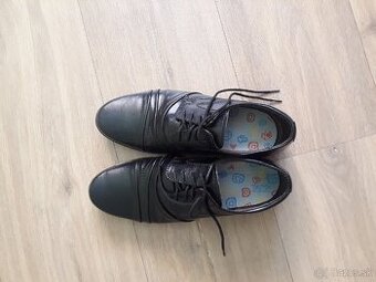 Chlapčenské topánky č.35