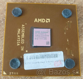 AMD Athlon XP 1900+ s chladičom
