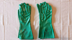 Zelené_čierné pracovné rukavice, Štuple do uší - 1