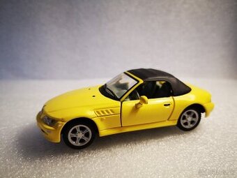 Predám kovový zberateľský model BMW Z3 , Roadster, 1:43