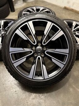 Zimná sada 5x108 R19 , 235/45/19 Volvo V60 Country Cross