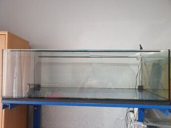 Predám akvarium 100x45x30 výška