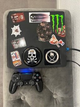 PS4 Slim 500 GB – zachovalý stav