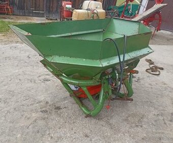Rozmetadlo umelého hnojiva Amazone ZA-F 603