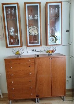 IKEA komoda s vitrínami