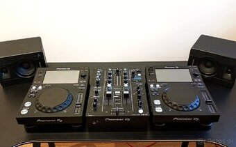 Pioneer 2x xdj 700 + djmix450