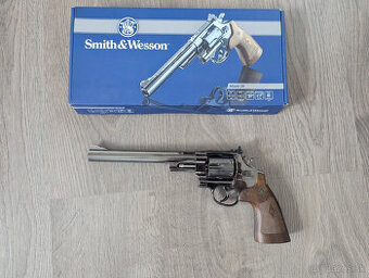 Smith & Wesson M29 8 3/8" airsoft CO2 revolver