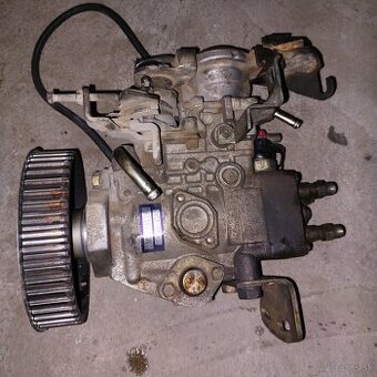 Naftové čerpadlo mitsubishi pajero1 2.5td