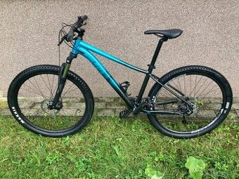 Predám MTB bicykel GIANT Liv – výborný stav, servisovaný