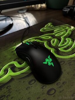 Razer Deathadder v2 / RGB podsvietenie
