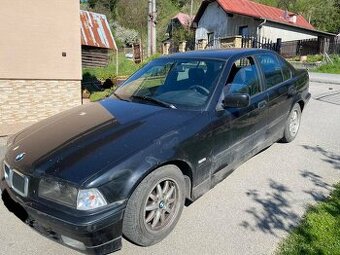 Rozpredám Bmw e36 320i