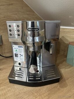 Pákový kávovar DeLonghi EC 850 / 1450 W / 15 bar