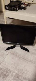 Predám monitor
