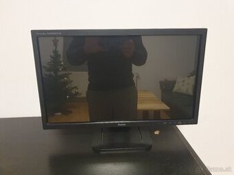 Dotykovy monitor iiyama