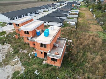 NEO-najväčší dom v projekte – RD 1, Šúrovce - 1