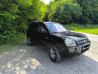 Predám HYUNDAI TUCSON SUV 2.0 103kw 4x4