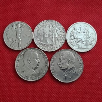 Staré strieborné mince.