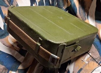 Ruská schránka na náboje