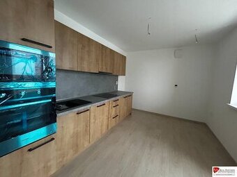 REB.SK Prenájom 3-izbový byt len 15 minút od BA