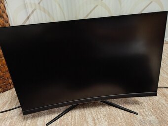 MSI Optix MAG271C – 144Hz Zakrivený monitor