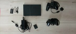 Playstation 2 s HDMI adapterom