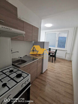 Prenajmem 3 izbový byt s balkónom v Nových Zámkoch
