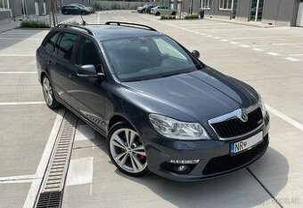 Škoda Octavia Combi RS 2.0 TFSi 200HP DSG F1 2012