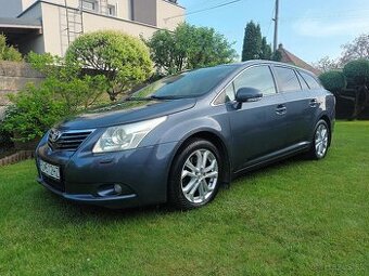 Predam Toyota Avensis combi 2,2 d 110kw