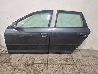 Predám náhradné diely na Audi a3 8p - šoférova strana dvere-