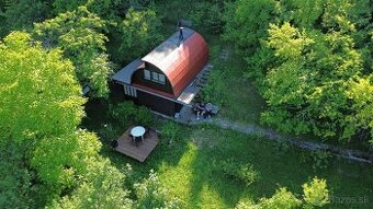 Ponúkame na predaj chatu s 905 m2 pozemkom