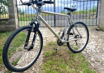 Horský bicykel značky Stratos Silux