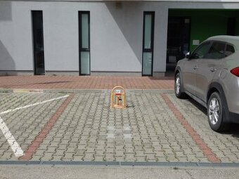 Vonkajšie parkovacie miesta o výmere 13m2, 12m2 v Galante