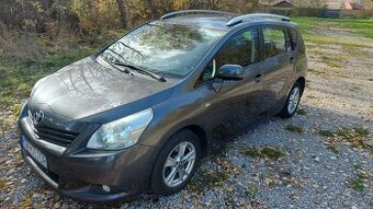 Toyota Verso 1.8 Valvematic M6 2011