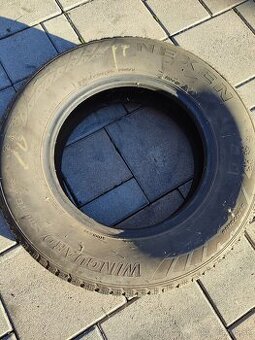 Zimné pneu Nexen 215/70R16