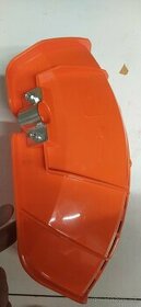 Kryt žacej hlavy na krovinorez