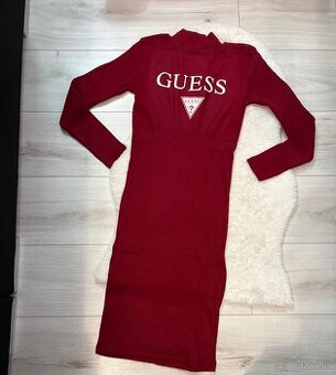 Cervene bordove svetrove šaty guess