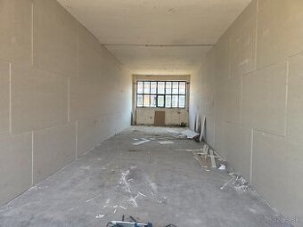 Veľká Garáž 5x16m do prenájmu