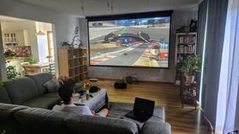 Laserový projektor Epson EB-L260F + ELITE SCREENS, roleta