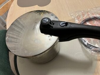 Predam tlakovy hrniec genius