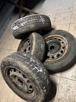 Zimné pneumatiky na plecháčoch 5x100