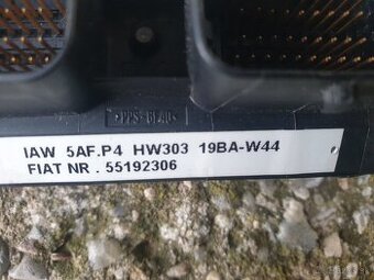 Predam riadacie jednotky motora Fiat punto 2