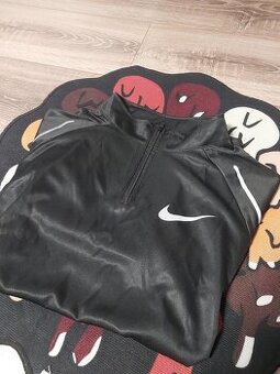 Nike tricko Stride Dri-FIT