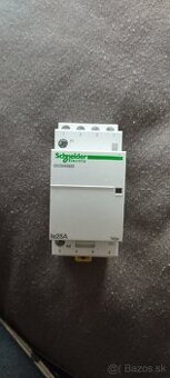 Nový modularny stykač Schneider