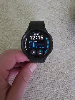 Samsung galaxy watch 5 pro čierne v top stave s dobrou vydrz