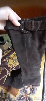 Dámske čižmy v.38