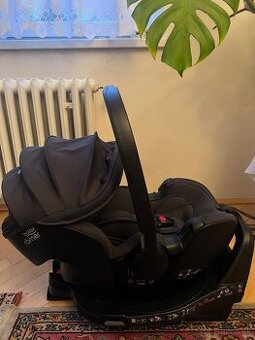 Britax Römer Baby-Safe Pro + Vario Base 5Z – TOP STAV