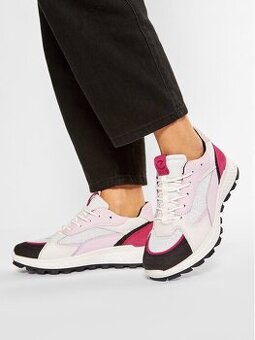 Super dámske kožené tenisky Ecco...veľ. 40