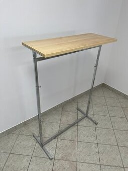Štender / stojan na oblečenie s drevenou policou, 100 cm