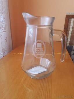 džbán na vodu/džús