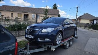 Opel insignia--  na opravu alebo na náhradné diely